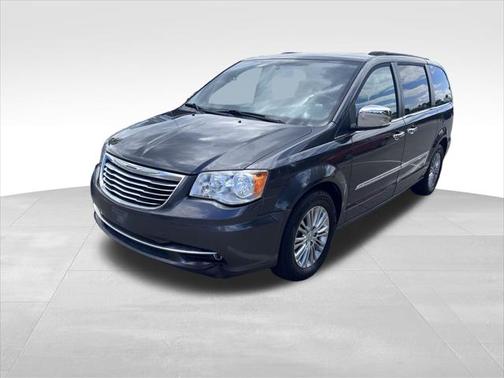 2015 Chrysler Town & Country Touring-L