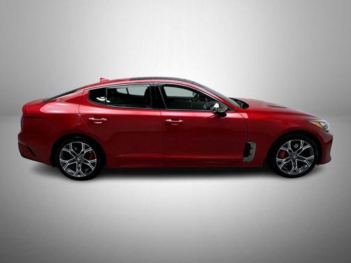 2018 Kia Stinger GT2