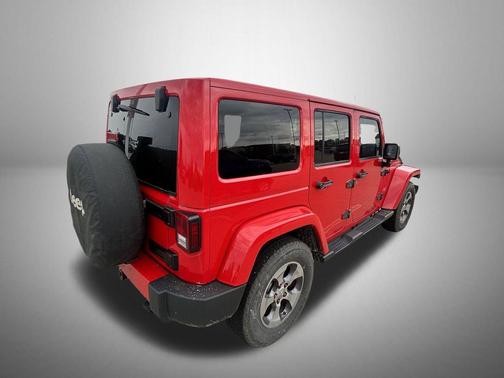 Firecracker Red Clearcoat 2016 Jeep Wrangler Unlimited Sahara