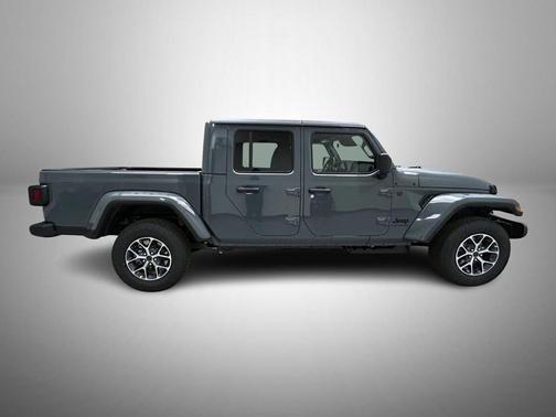 Anvil Clearcoat 2026 Jeep Gladiator Sport S