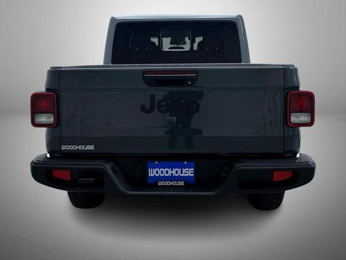 Anvil Clearcoat 2026 Jeep Gladiator Sport S