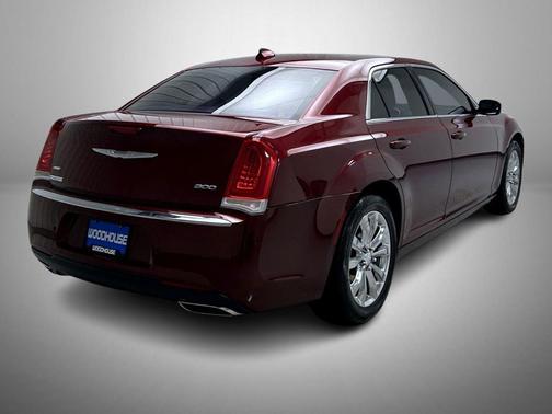 2016 Chrysler 300 S