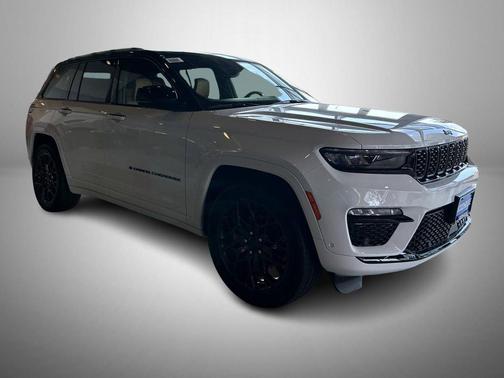 2025 Jeep Grand Cherokee Summit