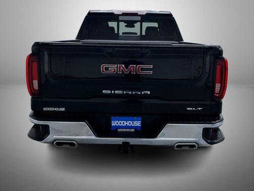 Onyx Black 2024 GMC Sierra 1500 SLT