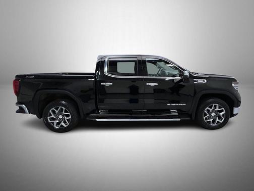 Onyx Black 2024 GMC Sierra 1500 SLT