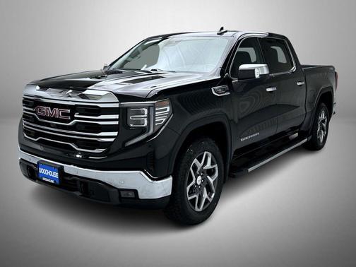 Onyx Black 2024 GMC Sierra 1500 SLT
