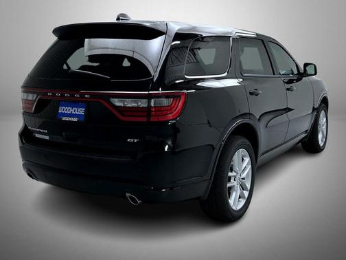 DB Black Crystal Clearcoat 2026 Dodge Durango GT