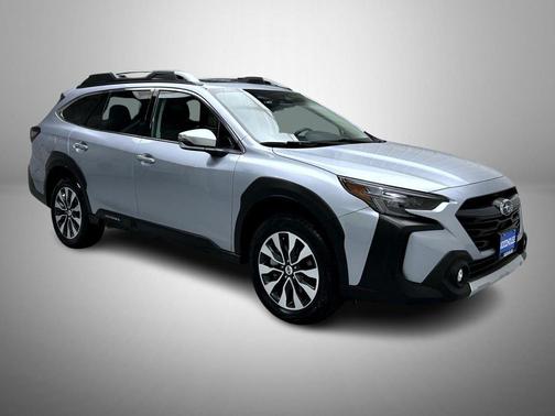Ice Silver Metallic 2024 Subaru Outback Touring