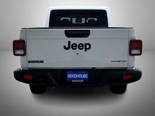 2025 Jeep Gladiator High Tide