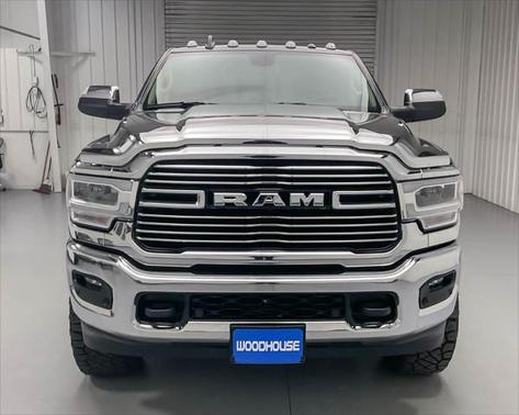 2022 RAM 2500 Laramie Crew Cab 4x4 6'4' Box