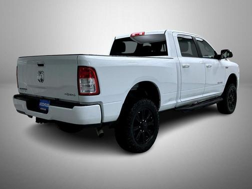 Bright White Clearcoat 2022 RAM 2500 Big Horn Crew Cab 4x4 6'4' Box