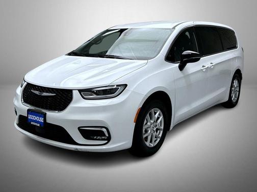 2025 Chrysler Pacifica L