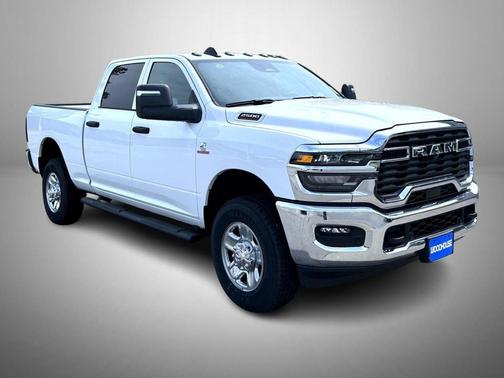 2025 RAM 2500 Tradesman Crew Cab 4x4 6'4' Box