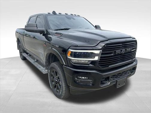 2020 RAM 2500 Laramie Crew Cab 4X4 6'4' Box