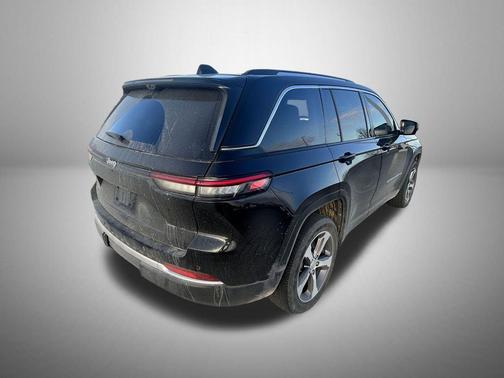 2022 Jeep Grand Cherokee 4xe Base