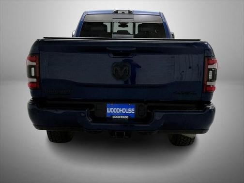 2022 RAM 2500 Laramie Crew Cab 4x4 6'4' Box
