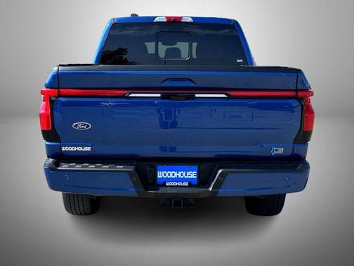 2022 Ford F-150 Lightning LARIAT