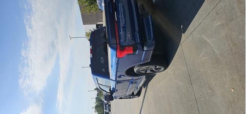 2022 Ford F-150 Lightning LARIAT