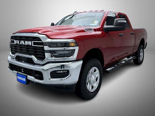 2026 RAM 2500 Tradesman Crew Cab 4x4 6'4' Box