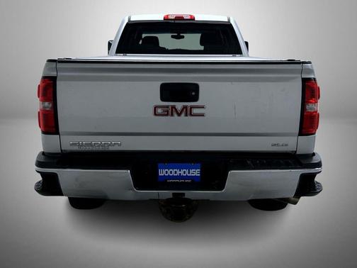 Quicksilver Metallic 2015 GMC Sierra 2500 SLE