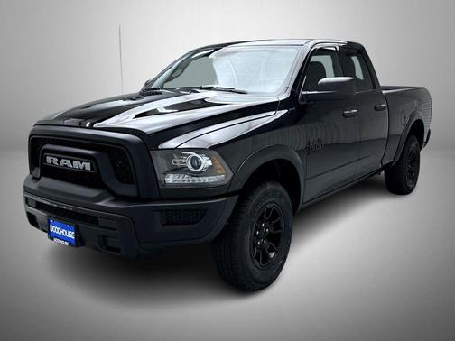 Diamond Black Crystal Pearlcoat 2022 RAM 1500 Classic Warlock Quad Cab 4x4 6'4' Box