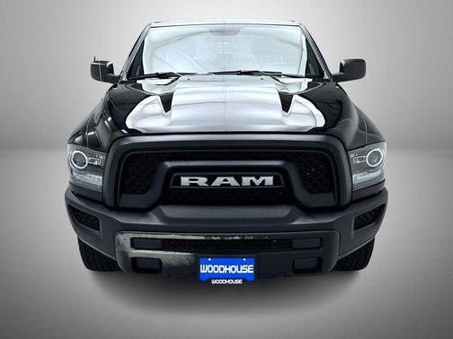 Diamond Black Crystal Pearlcoat 2022 RAM 1500 Classic Warlock Quad Cab 4x4 6'4' Box