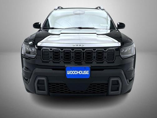Diamond Black Crystal Pearlcoat 2026 Jeep Cherokee Limited