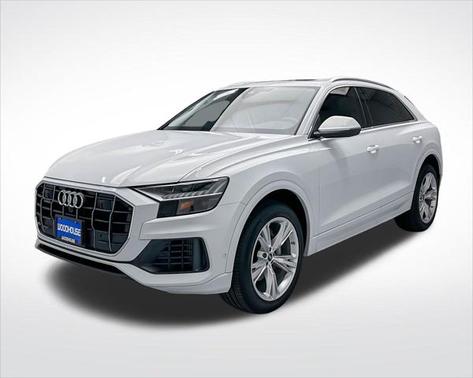2023 Audi Q8 55 Premium Plus