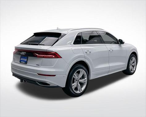 2023 Audi Q8 55 Premium Plus