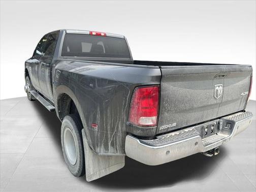 2018 RAM 3500 Tradesman Crew Cab 4x4 8' Box