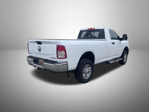 2024 RAM 2500 Tradesman Regular Cab 4x4 8' Box