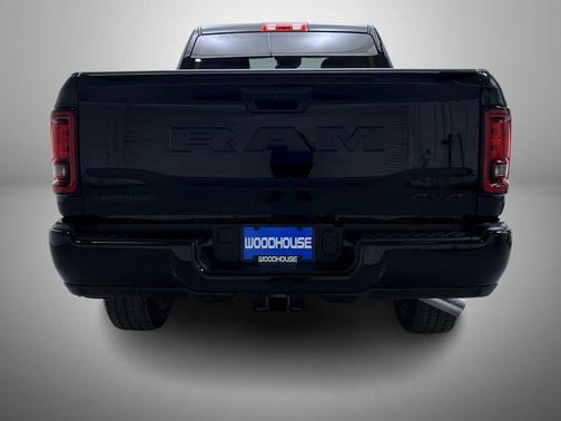 2026 RAM 2500 Big Horn Crew Cab 4x4 6'4' Box