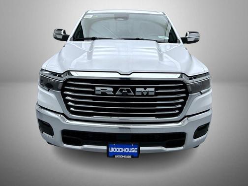 Bright White Clearcoat 2026 RAM 1500 Laramie