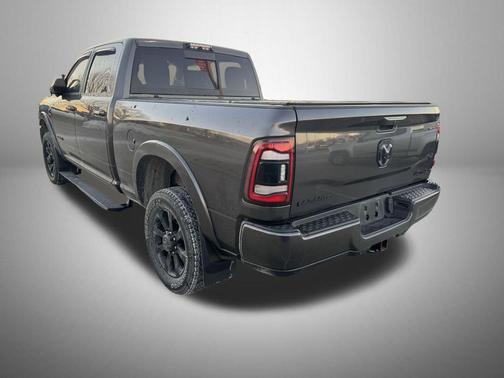 2020 RAM 2500 Laramie Crew Cab 4X4 6'4' Box