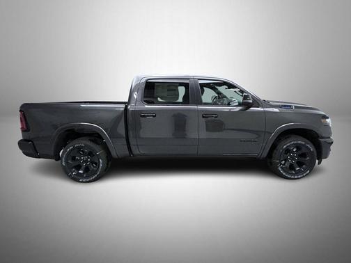 Granite Crystal Metallic Clearcoat 2026 RAM 1500 Big Horn/Lone Star