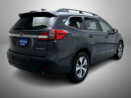 Magnetite Gray Metallic 2021 Subaru Ascent Premium 8-Passenger