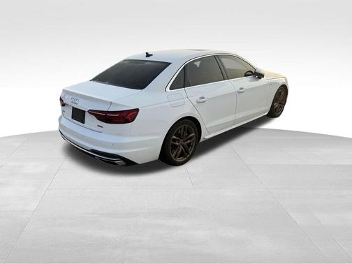 2023 Audi A4 45 S line Premium Plus