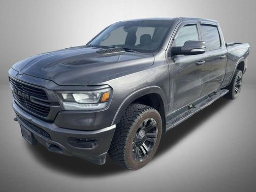 Granite Crystal Metallic Clearcoat 2020 RAM 1500 Laramie