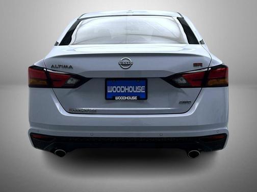 2024 Nissan Altima SR Intelligent AWD