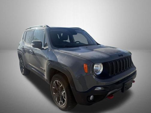 Sting-Gray Clearcoat 2023 Jeep Renegade Trailhawk