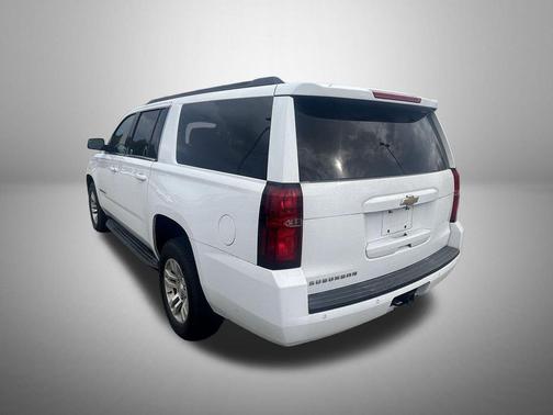 2017 Chevrolet Suburban LS