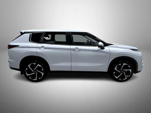 2023 Mitsubishi Outlander SE 2.5 S-AWC