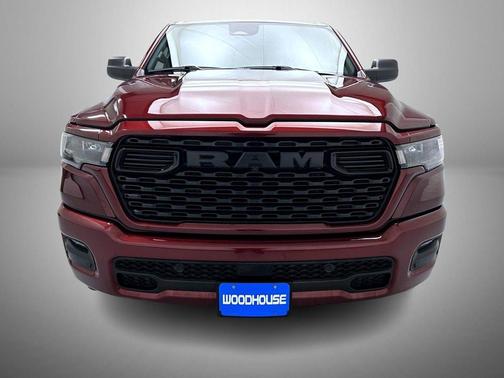Delmonico Red Pearlcoat 2025 RAM 1500 Tradesman