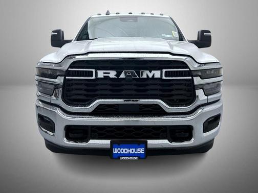 2026 RAM 3500 Tradesman Crew Cab 4x4 8' Box