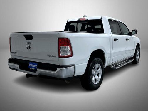 Bright White Clearcoat 2023 RAM 1500 Big Horn/Lone Star