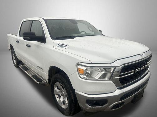 Bright White Clearcoat 2023 RAM 1500 Big Horn/Lone Star