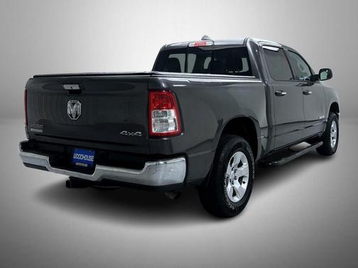 Granite Crystal Metallic Clearcoat 2020 RAM 1500 Big Horn/Lone Star