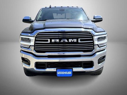 2022 RAM 3500 Laramie Crew Cab 4x4 6'4' Box