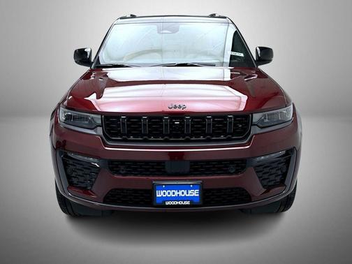 velvet red pearlcoat 2026 Jeep Grand Cherokee Summit