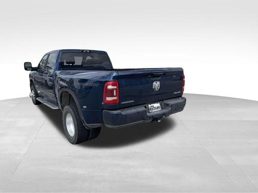 2024 RAM 3500 Big Horn Crew Cab 4x4 8' Box